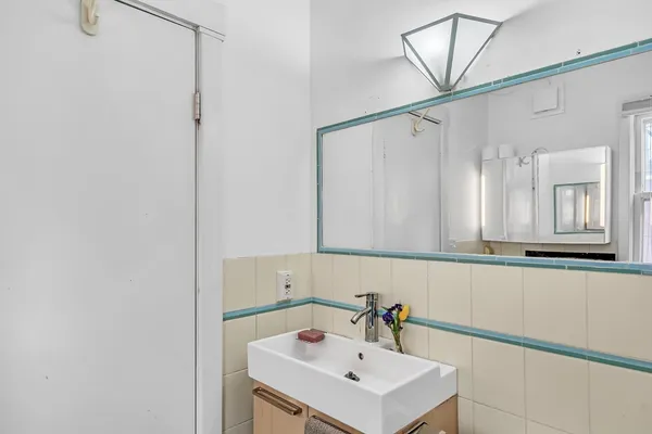 $1,675,000 | 239 Mt Auburn Street, Unit 239, Cambridge, MA 02138