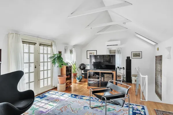 $1,675,000 | 239 Mt Auburn Street, Unit 239, Cambridge, MA 02138