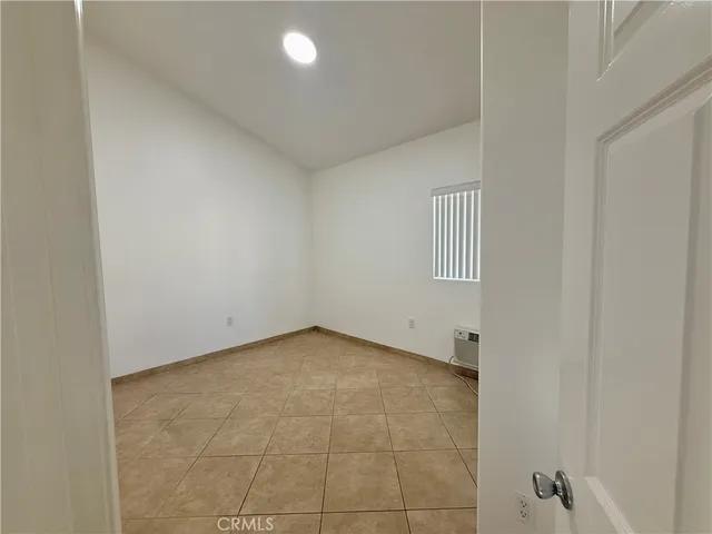 $2,499 | 6917 Woodman Avenue, Unit 7, Van Nuys, CA 91405