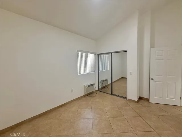 $2,499 | 6917 Woodman Avenue, Unit 7, Van Nuys, CA 91405
