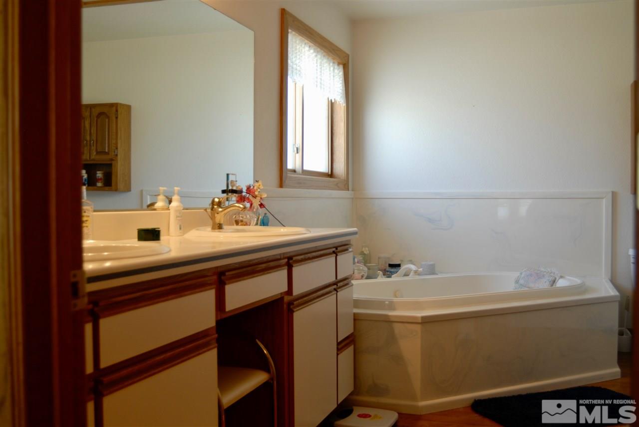 3135 Farm District Road Fernley, NV 89408 - Photo 9 of 22 Photo 9