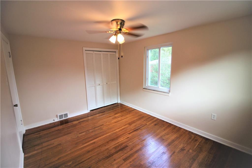 473 Sleepy Hollow Road Pittsburgh, PA 15228 - Photo 13 of 24