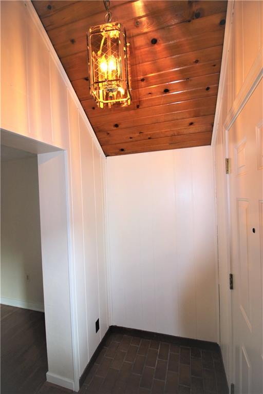 473 Sleepy Hollow Road Pittsburgh, PA 15228 - Photo 3 of 24
