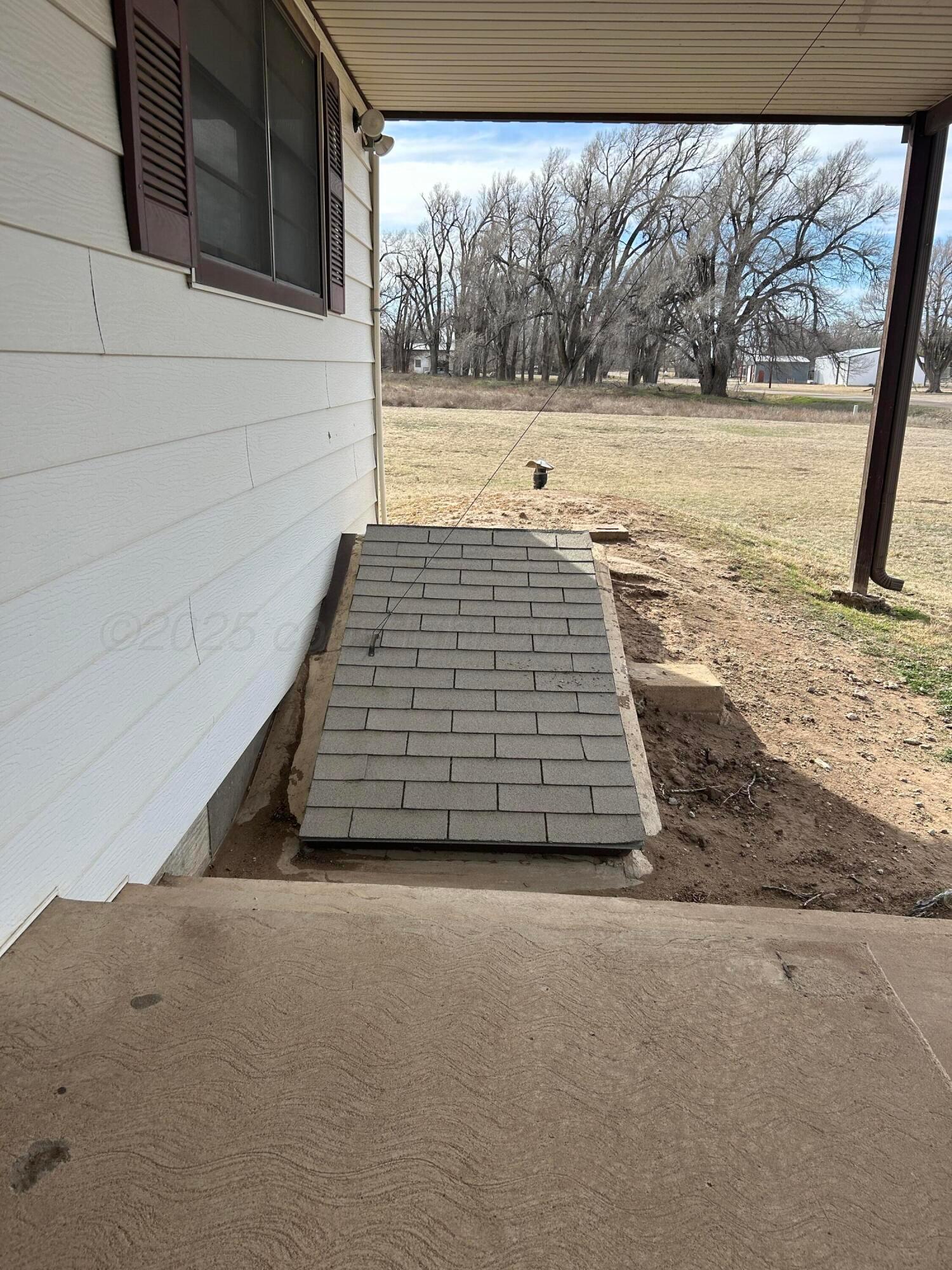 102 Willow Street Lipscomb, TX 79056 - Photo 9 of 34 IMG_9087