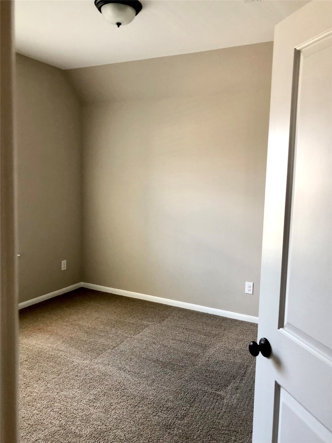 520 Pedernales Street Webster, TX 77598 - Photo 16 of 23 a view of an empty room