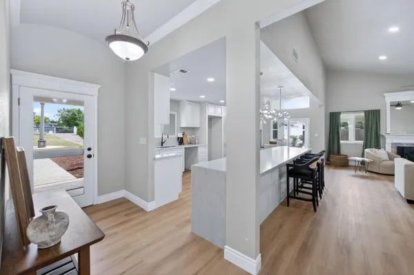 $749,000 | 16564 Monreal Road, Madera, CA 93636