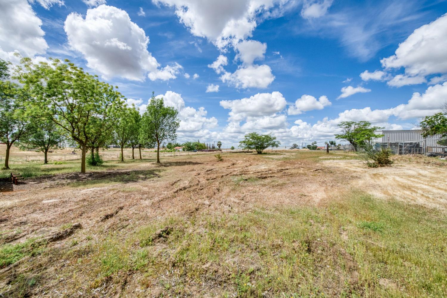 16564 Monreal Road Madera, CA 93636 - Photo 25 of 59