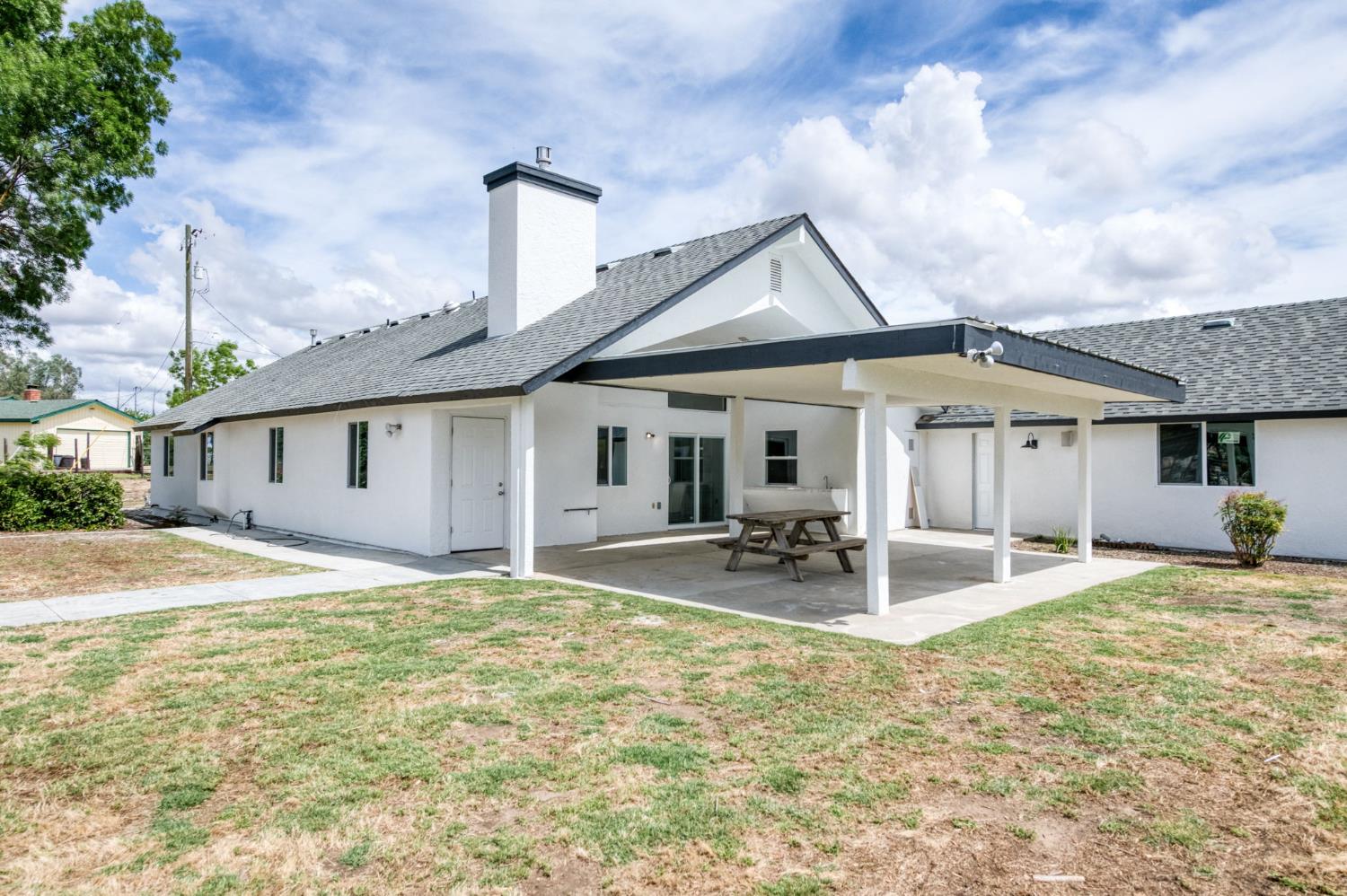 16564 Monreal Road Madera, CA 93636 - Photo 30 of 59