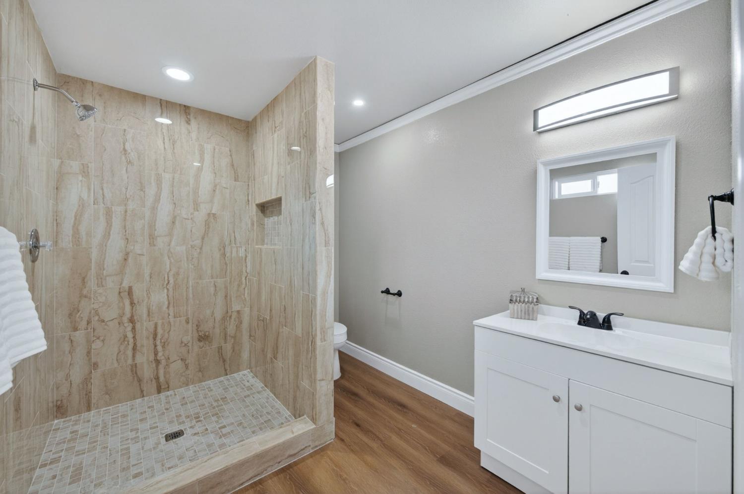 16564 Monreal Road Madera, CA 93636 - Photo 39 of 59