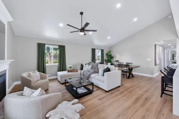 $749,000 | 16564 Monreal Road, Madera, CA 93636