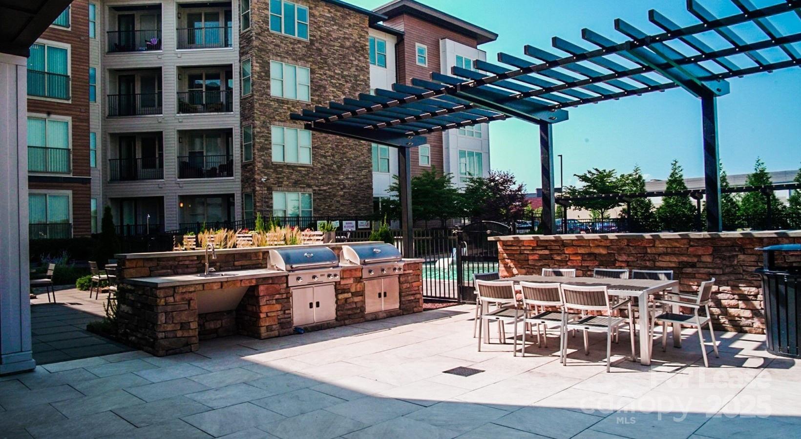 6408 Providence Farm Lane, Unit B2 Charlotte, NC 28277 - Photo 17 of 44