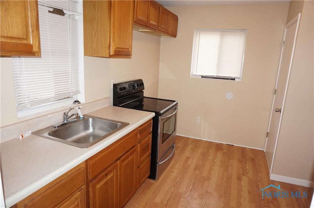 5359 Douglas Road Toledo, OH 43613 - Photo 7 of 15 Gallery Image 7