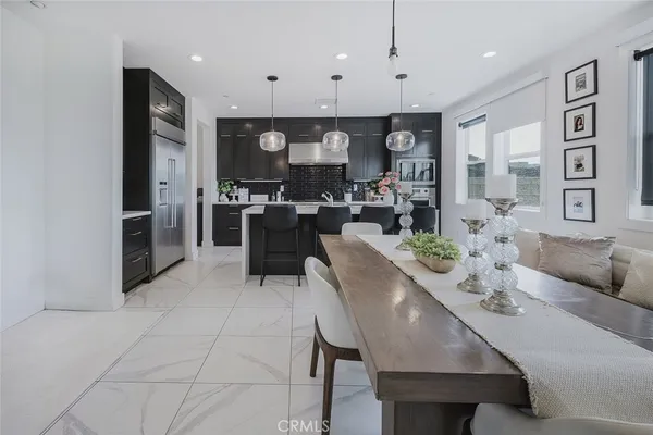 $1,129,000 | 19032 Carranza Lane, Saugus, CA 91350