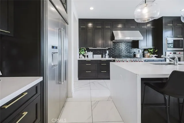 $1,229,000 | 19032 Carranza Lane, Saugus, CA 91350