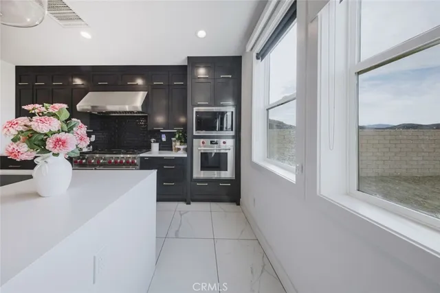 $1,229,000 | 19032 Carranza Lane, Saugus, CA 91350