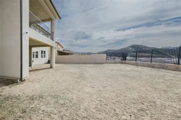 $1,129,000 | 19032 Carranza Lane, Saugus, CA 91350
