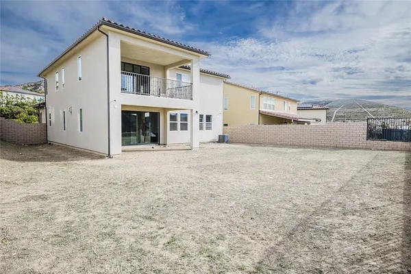 $1,129,000 | 19032 Carranza Lane, Saugus, CA 91350