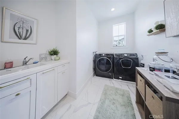 $1,129,000 | 19032 Carranza Lane, Saugus, CA 91350