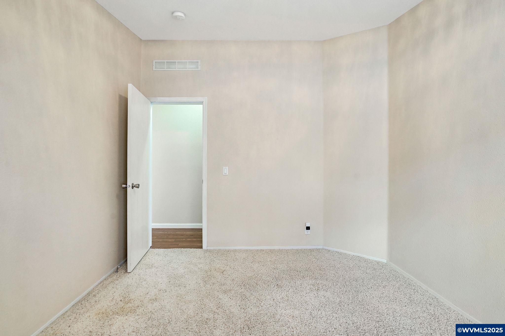 1630 Wallace Road Northwest, Unit 42 Salem, OR 97304 - Photo 27 of 41 Gallery Image 27