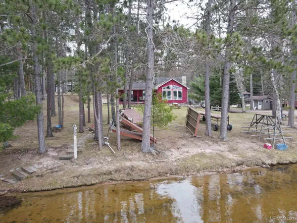 $999,900 | 1066 Cedaroma Drive, St. Germain, WI 54558