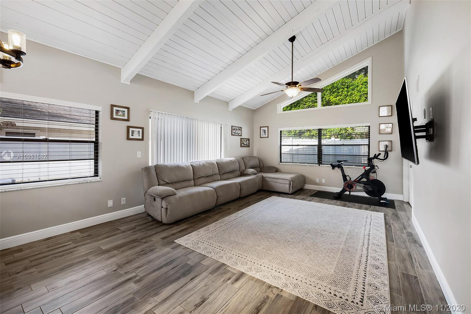 21524 Kapok Circle Boca Raton, FL 33433 - Photo 12 of 25