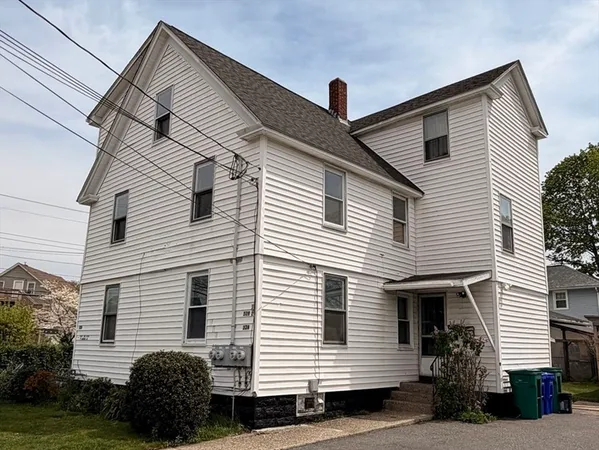 $679,000 | 326 Thacher Street, Attleboro, MA 02703