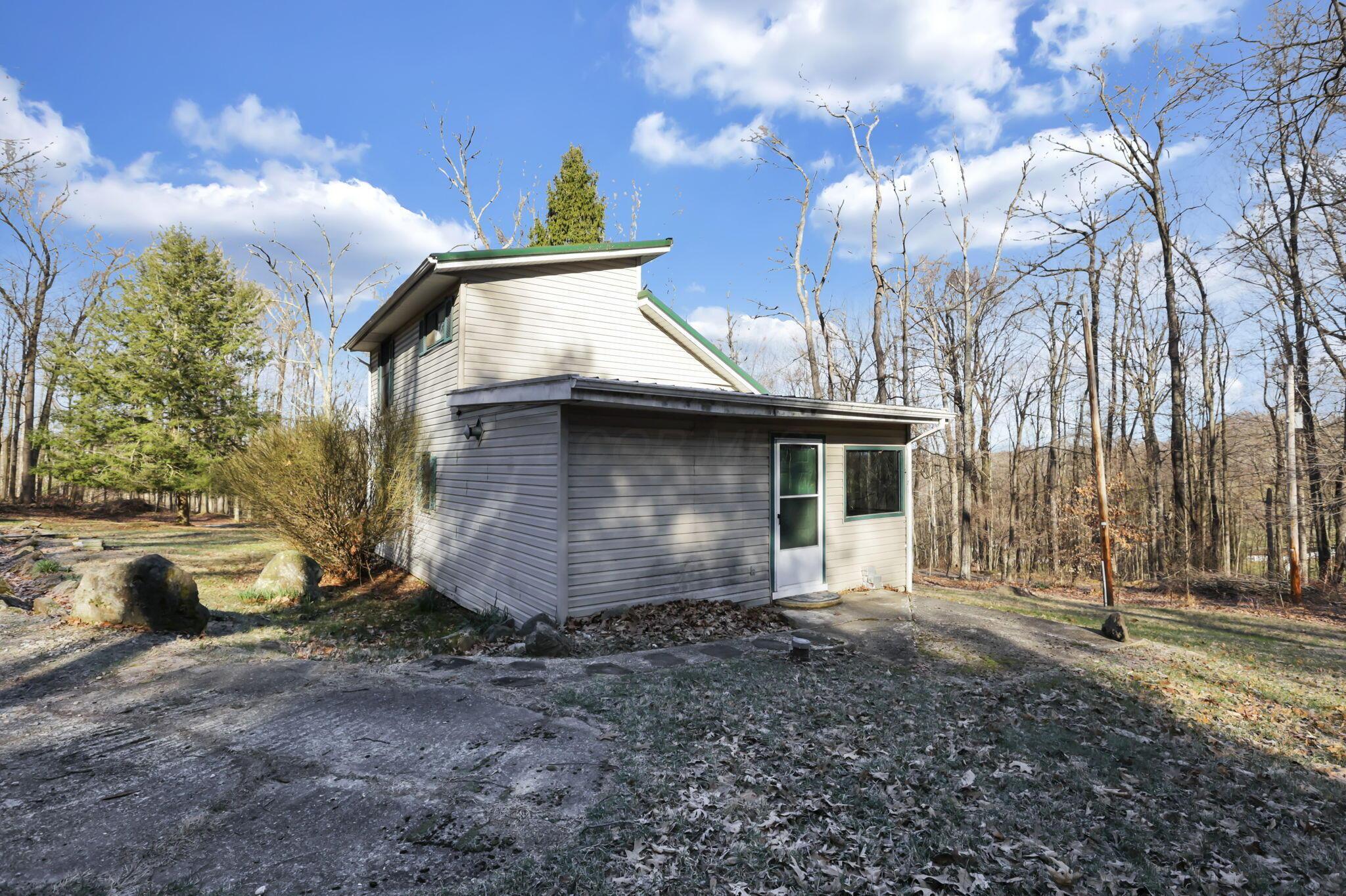 8270 Reform Road Northeast Newark, OH 43055 - Photo 2 of 51