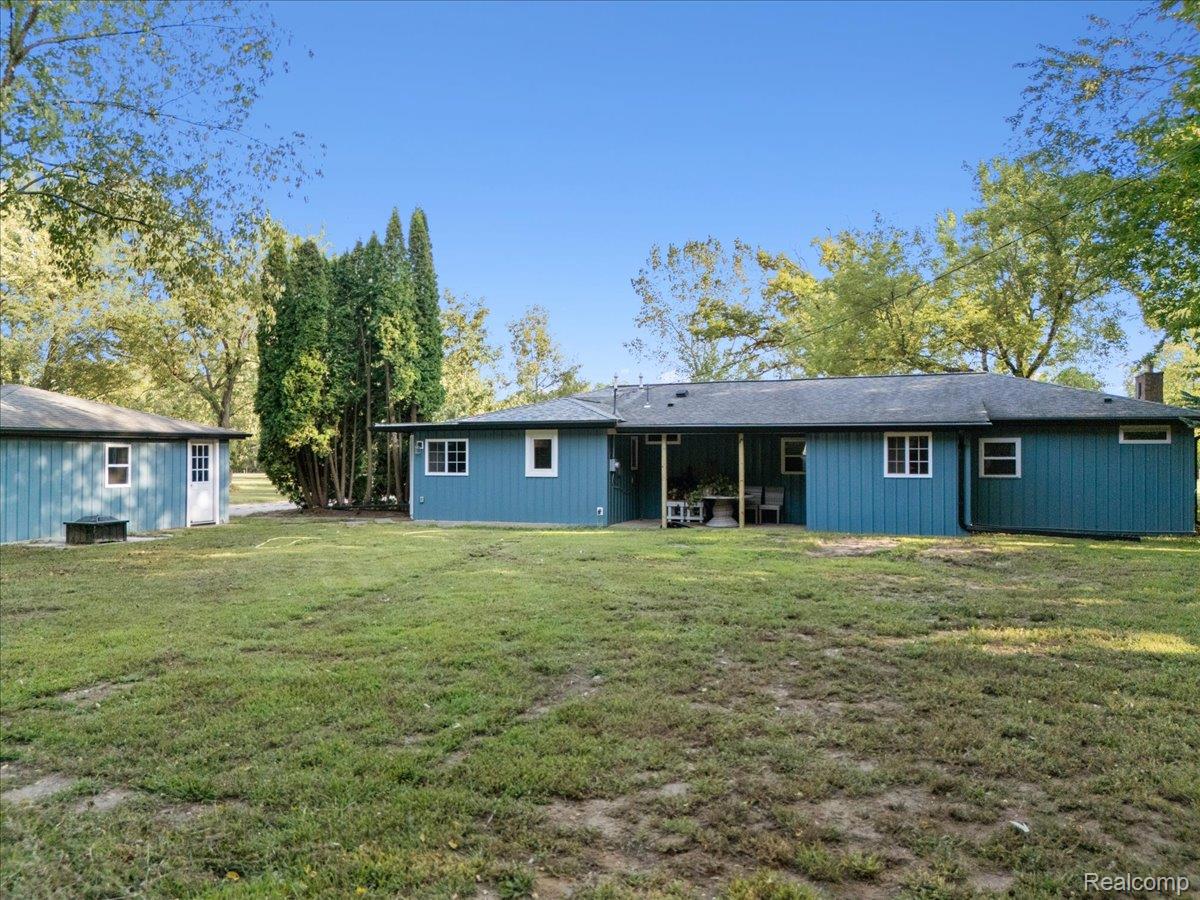 48200 Judd Road Belleville, MI 48111 - Photo 40 of 45 Rear view