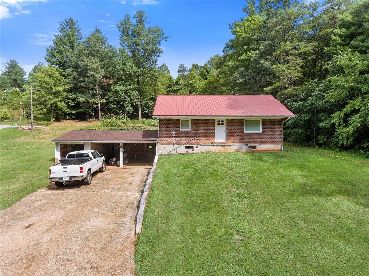 287 Ingramville Road, Ferrum, VA 24088 Compass