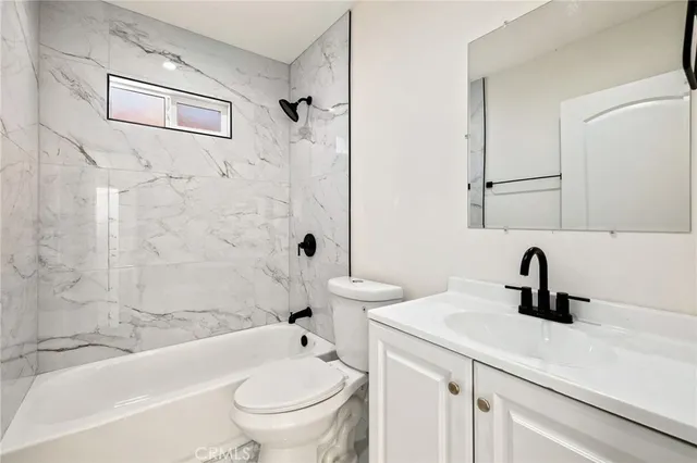 $3,500 | 6006 2nd Avenue, Los Angeles, CA 90043