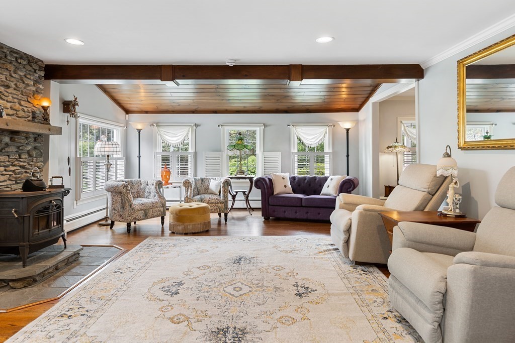 116 Old County Road Westport, MA 02790 - Photo 8 of 42 Gallery Image 8
