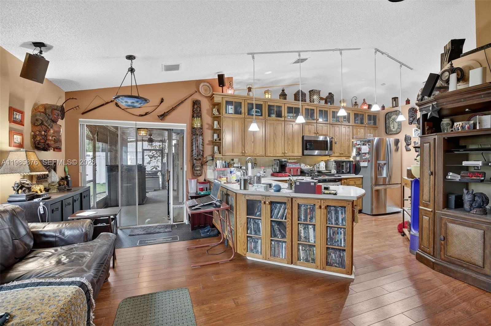 13641 Southwest 17th Court Miramar, FL 33027 - Photo 11 of 32