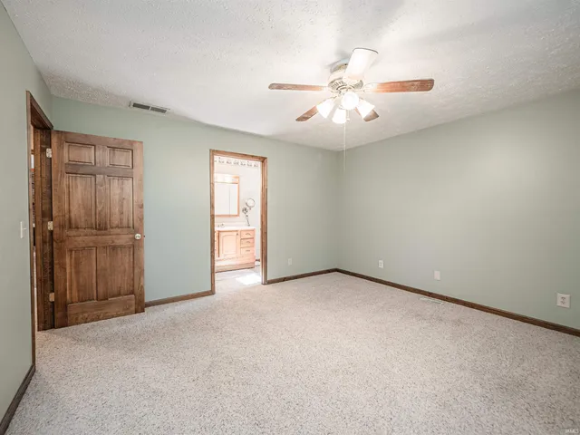 $225,000 | 12400 69th Hwy Mount, Mount Vernon, IN 47620