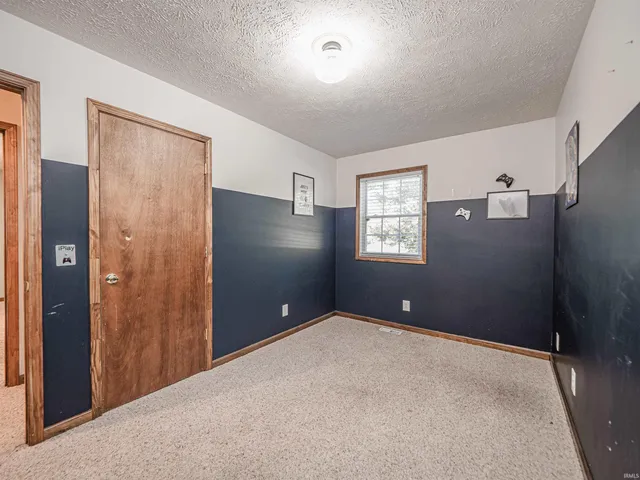 $225,000 | 12400 69th Hwy Mount, Mount Vernon, IN 47620