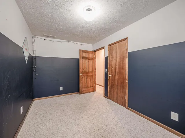 $225,000 | 12400 69th Hwy Mount, Mount Vernon, IN 47620