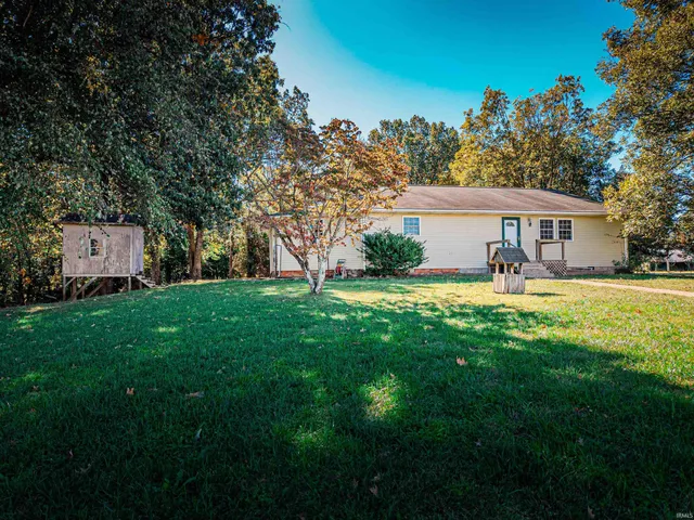 $225,000 | 12400 69th Hwy Mount, Mount Vernon, IN 47620