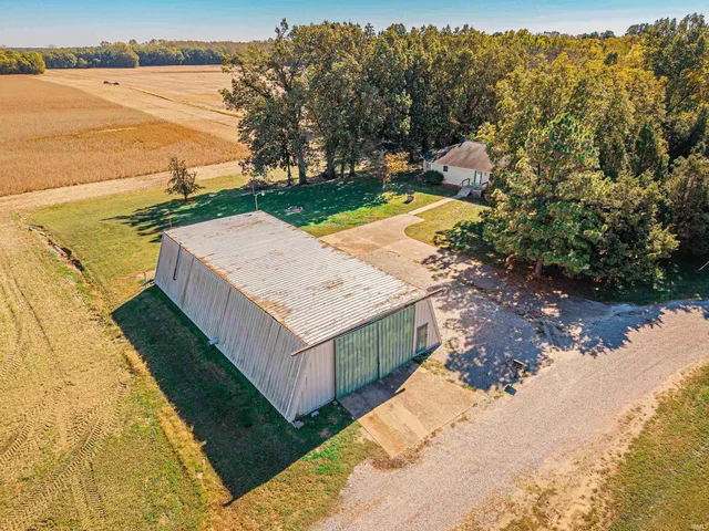 $225,000 | 12400 69th Hwy Mount, Mount Vernon, IN 47620