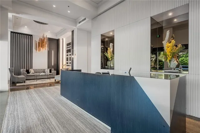 $595,000 | 2660 Peachtree Road Northwest, Unit 18G, Atlanta, GA 30305