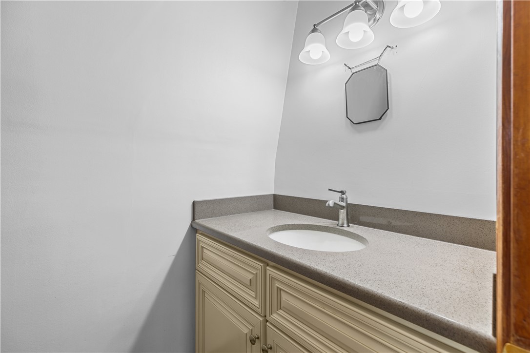 2951 East Main Road, Unit 6 Portsmouth, RI 02871 - Photo 15 of 16