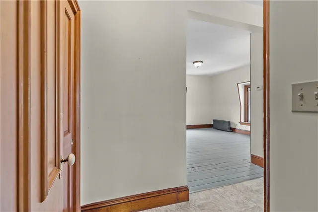 $299,000 | 2951 East Main Road, Unit 6, Portsmouth, RI 02871