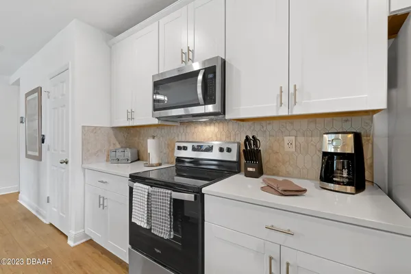$2,400 | 136 Links Ter Boulevard, Daytona Beach, FL 32124
