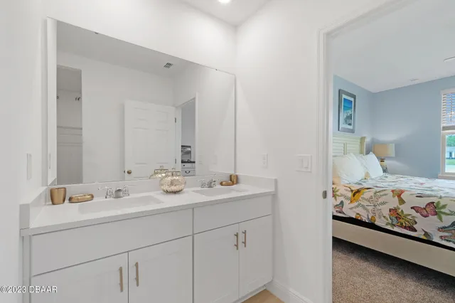 $2,700 | 136 Links Ter Boulevard, Daytona Beach, FL 32124