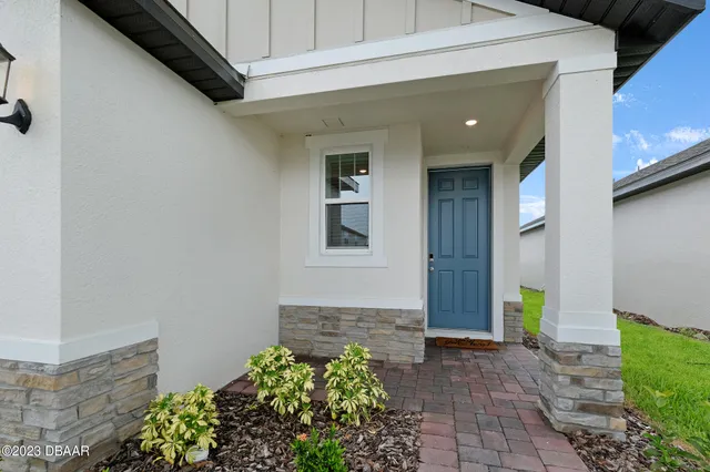 $2,700 | 136 Links Ter Boulevard, Daytona Beach, FL 32124