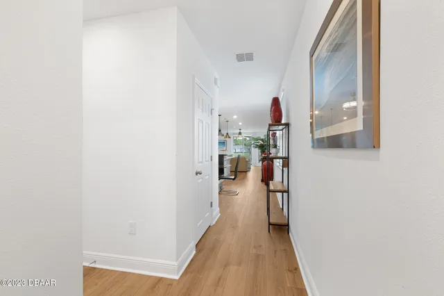 $2,700 | 136 Links Ter Boulevard, Daytona Beach, FL 32124