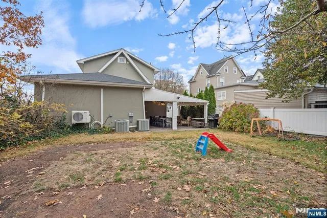 $4,800 | 74 Kipp Avenue, Hasbrouck Heights, NJ 07604