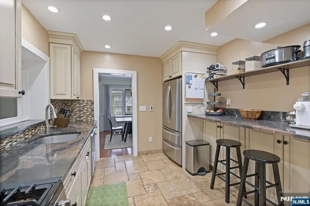 $4,800 | 74 Kipp Avenue, Hasbrouck Heights, NJ 07604