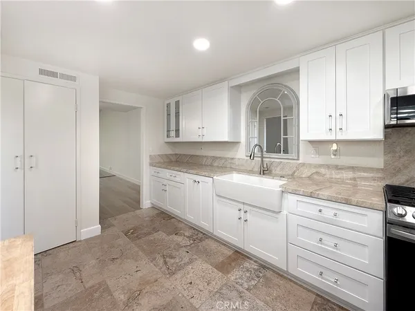 $895,000 | 1232 Woodside Drive, Placentia, CA 92870