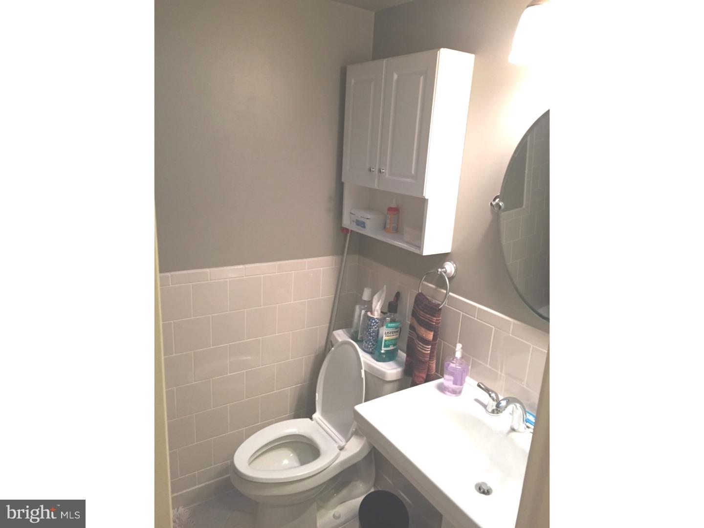 12127 Ranier Road Philadelphia, PA 19154 - Photo 13 of 22 Bathroom