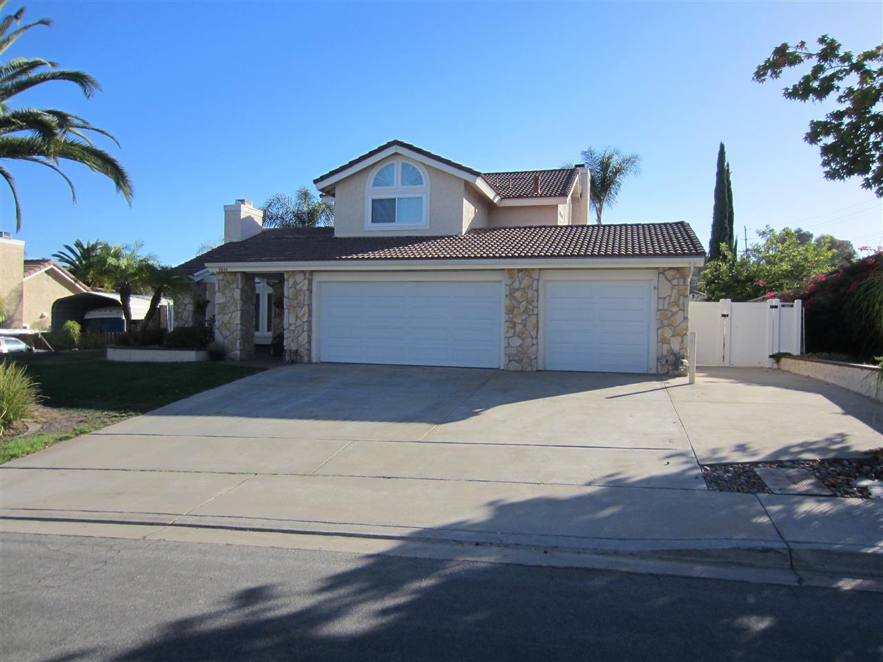 8846 Ridgeton Court Lakeside, CA 92040 - Photo 1 of 25 Gallery Image 1