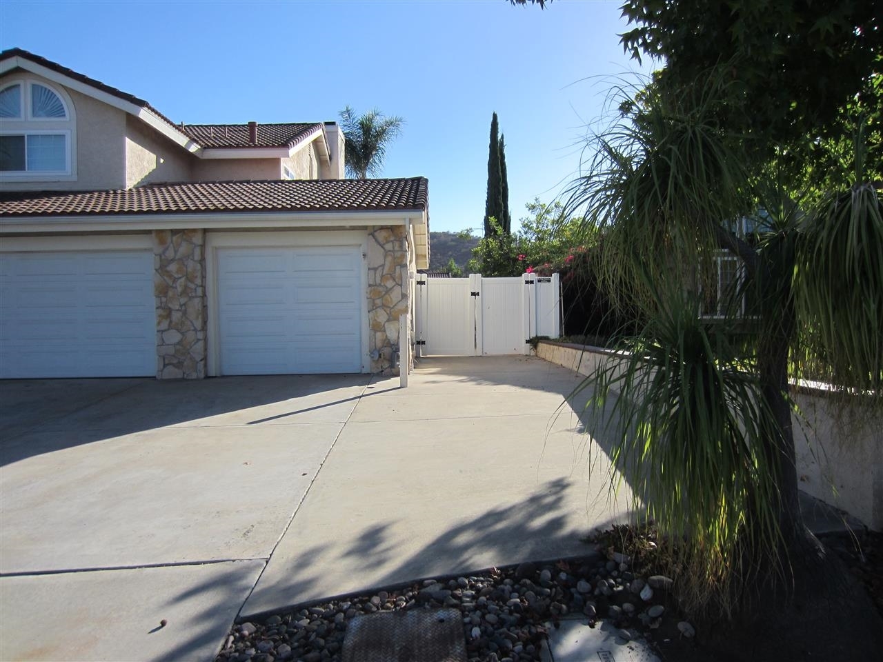 8846 Ridgeton Court Lakeside, CA 92040 - Photo 2 of 25 Gallery Image 2